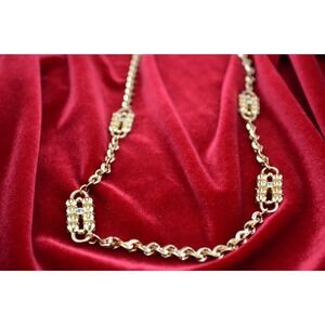 Vintage CAMROSE & KROSS Gold Tone Paper Clip Rhinestone Necklace‎